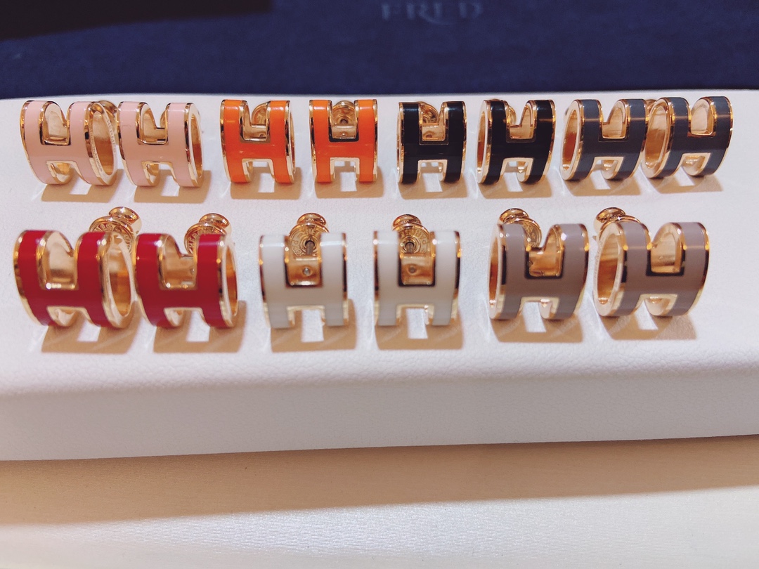 フレッド Hモチーフ エナメルフープイヤリング 詳細画像 1