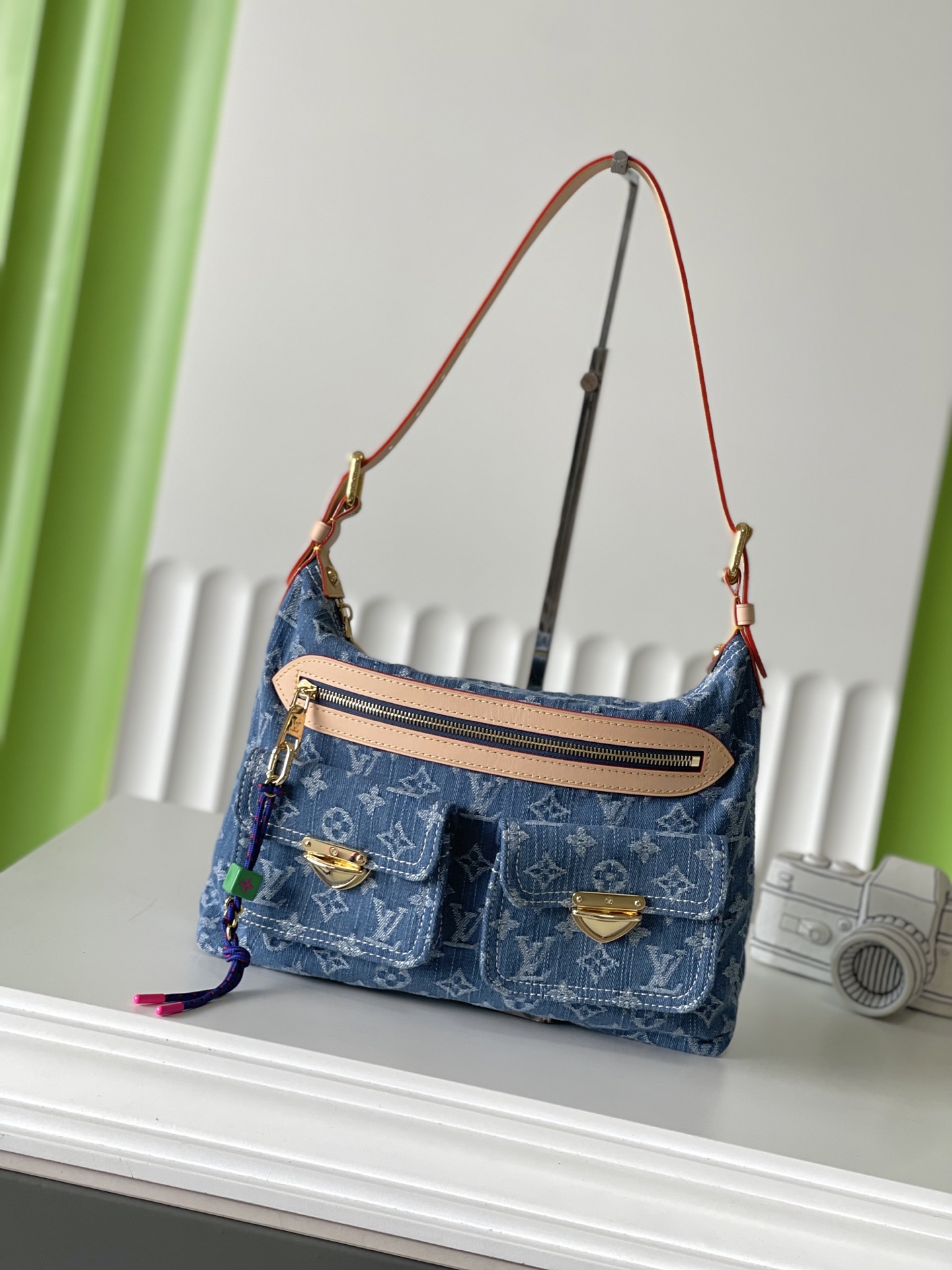 BAGGY ブルーデニム ショルダーバッグ M27329 詳細画像 1
