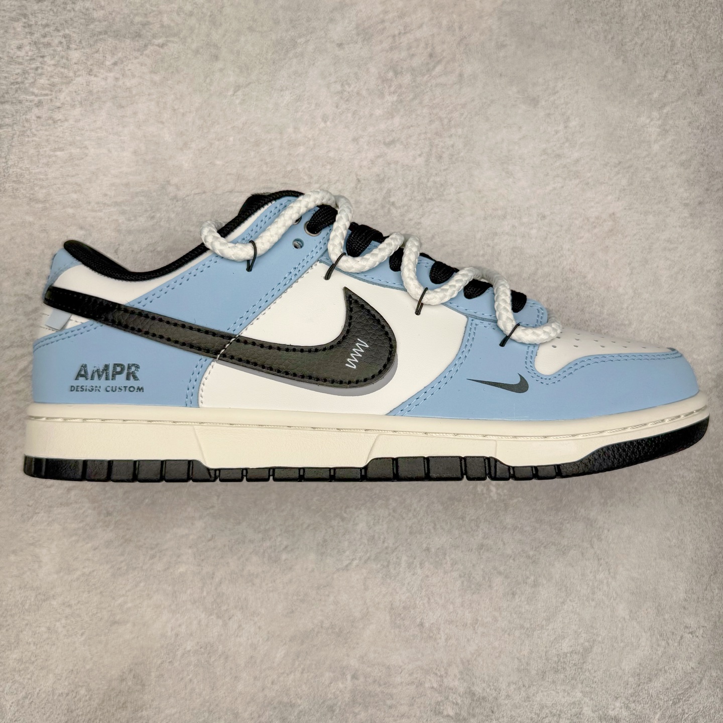 ナイキ Dunk Low ライトブルー ホワイト BB0620-113 詳細画像 1