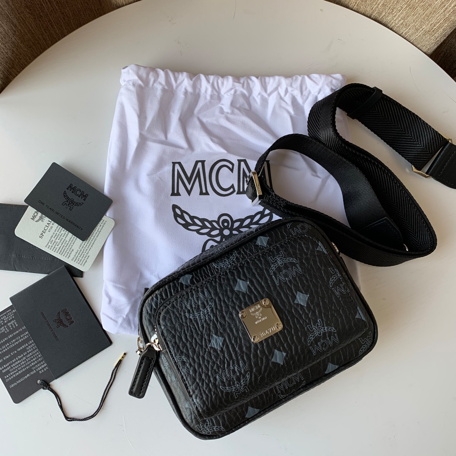 MCM ヴィセトス クロスボディ カメラバッグ ブラック 詳細画像 1