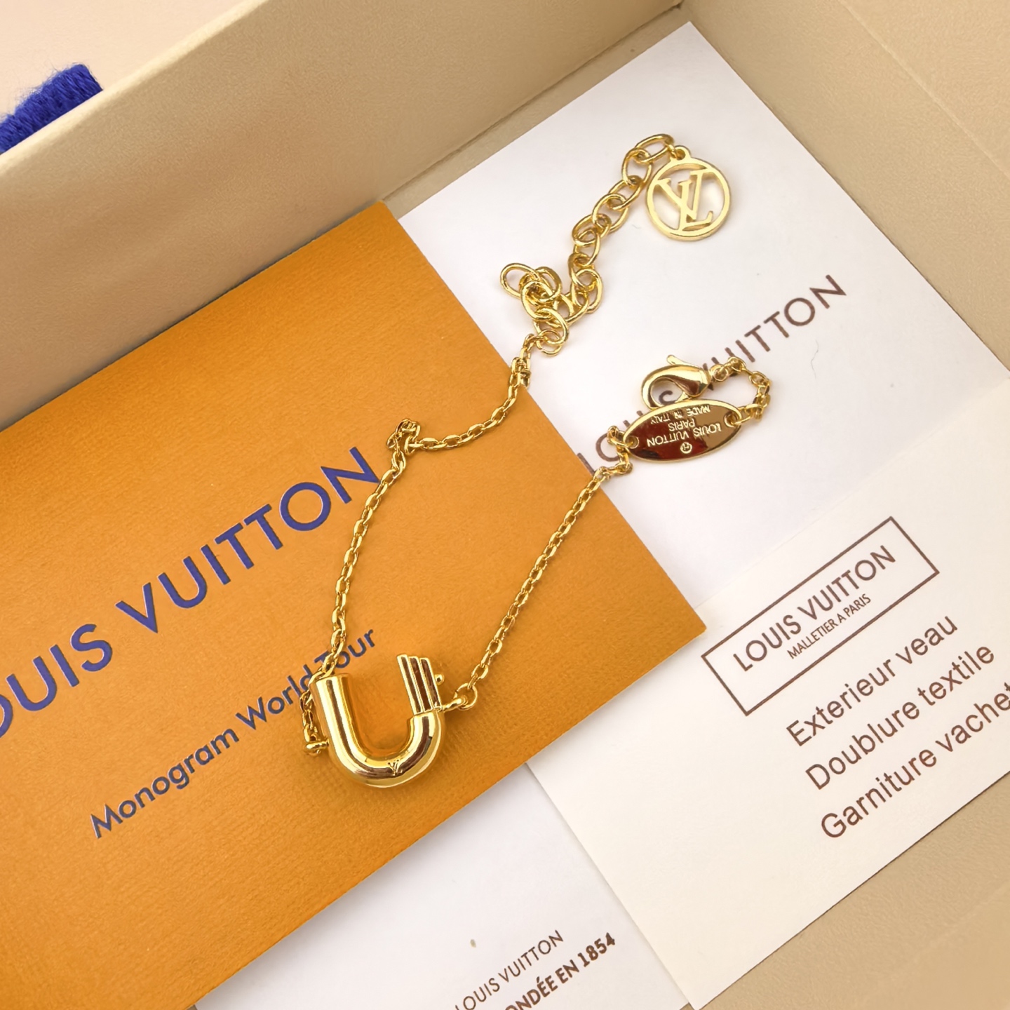 ルイ・ヴィトン LV & ME イニシャルU チャーム チェーンブレスレット ゴールド 詳細画像 2