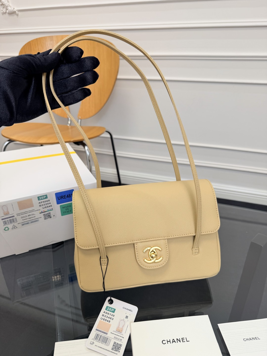 シャネル 26P キャビアレザー スモール フラップ ショルダーバッグ ベージュ 詳細画像 2