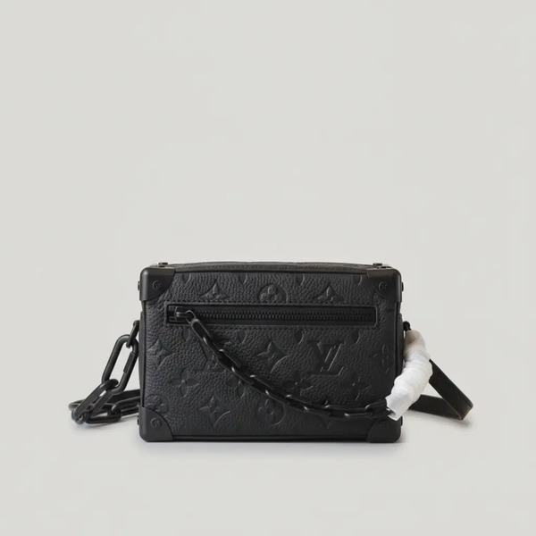 ルイ・ヴィトン Malle Mini Soft モノグラム エンボス チェーンショルダーバッグ ブラック