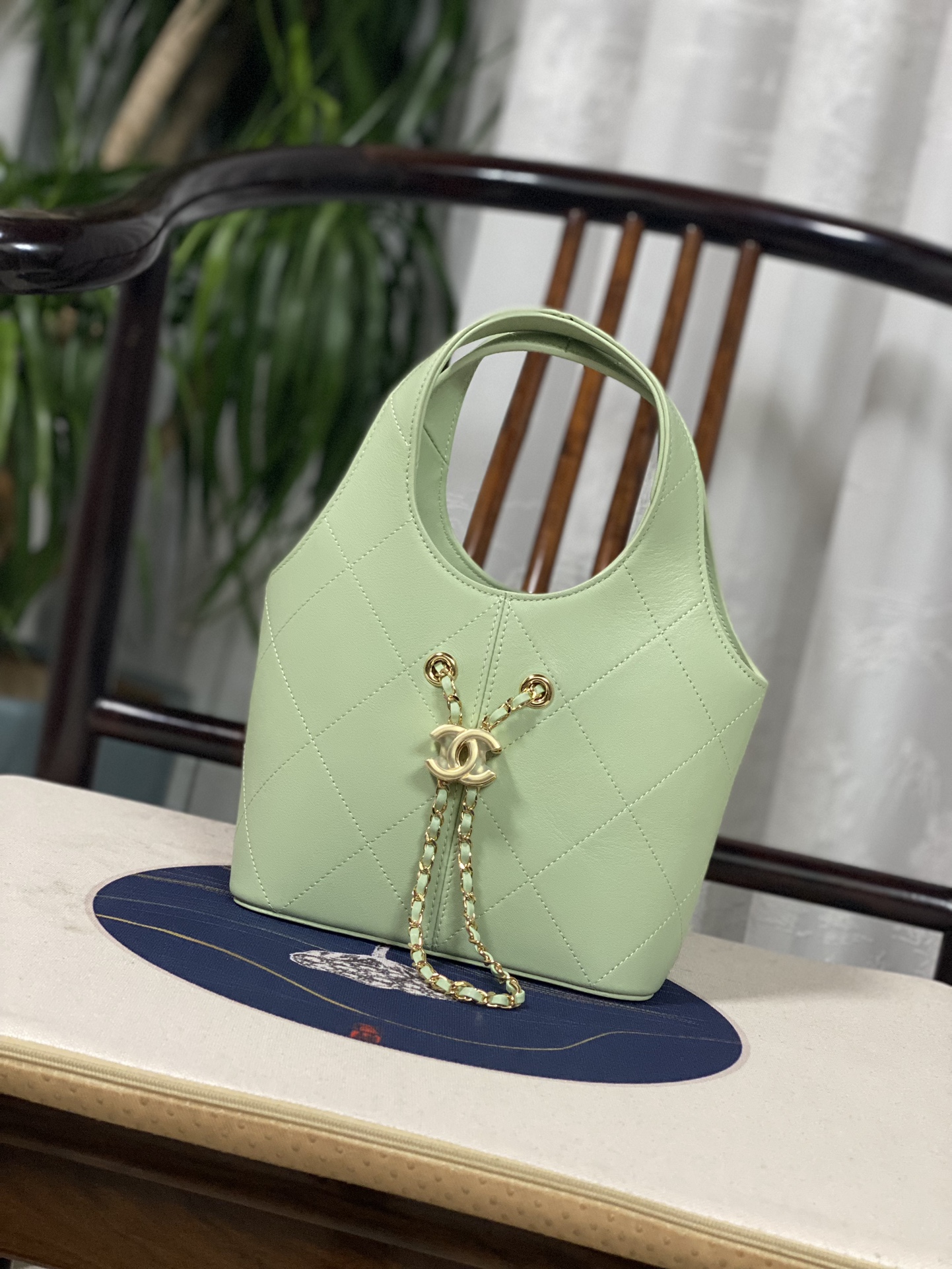 シャネル 26年early spring Hobo バスケットトートバッグ アップルグリーン 詳細画像 2