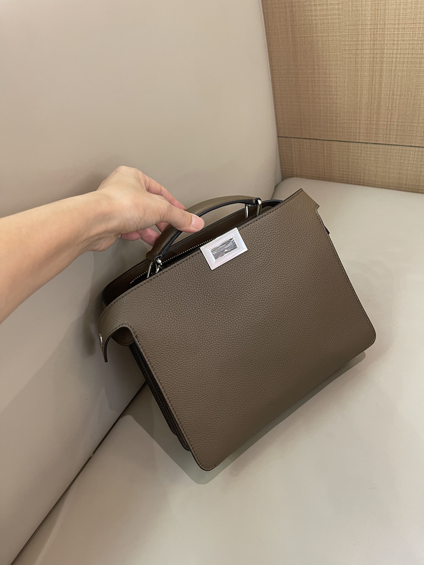 フェンディ ピーカブー風 2WAY ハンドバッグ ショルダーバッグ ブラウン 詳細画像 3