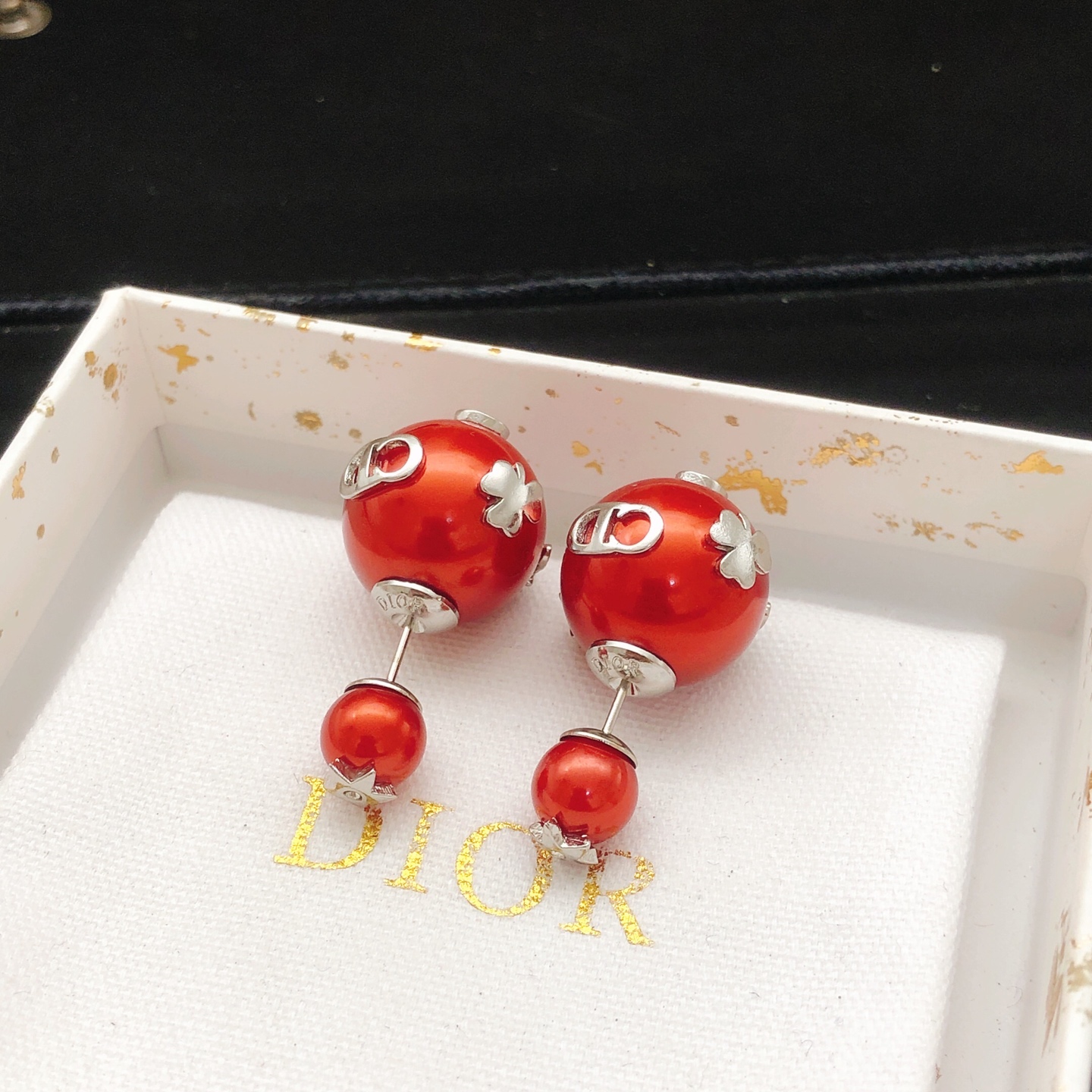 ディオール レッドビー ラージ&スモールパール ピアス 詳細画像 1