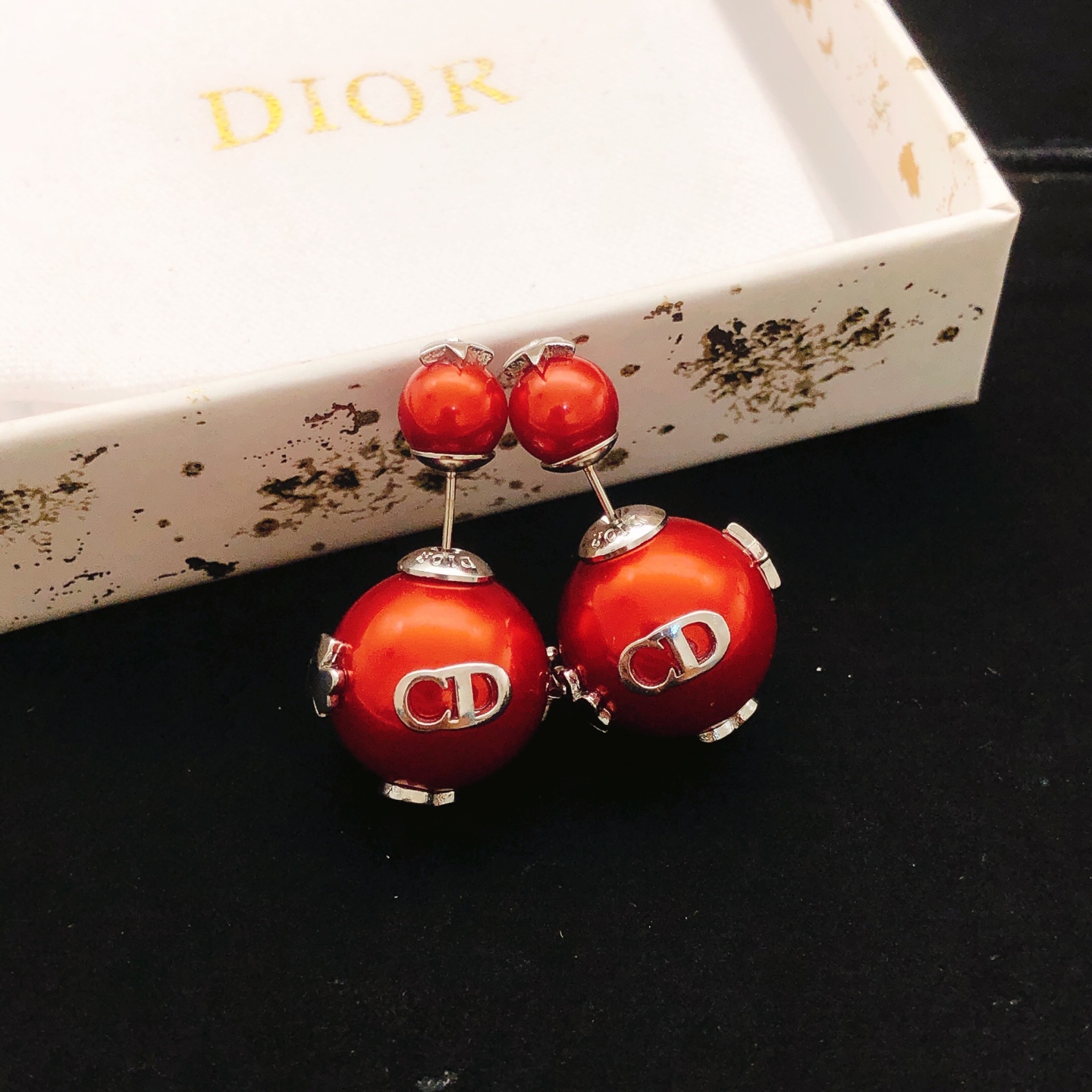 ディオール レッドビー ラージ&スモールパール ピアス 詳細画像 3