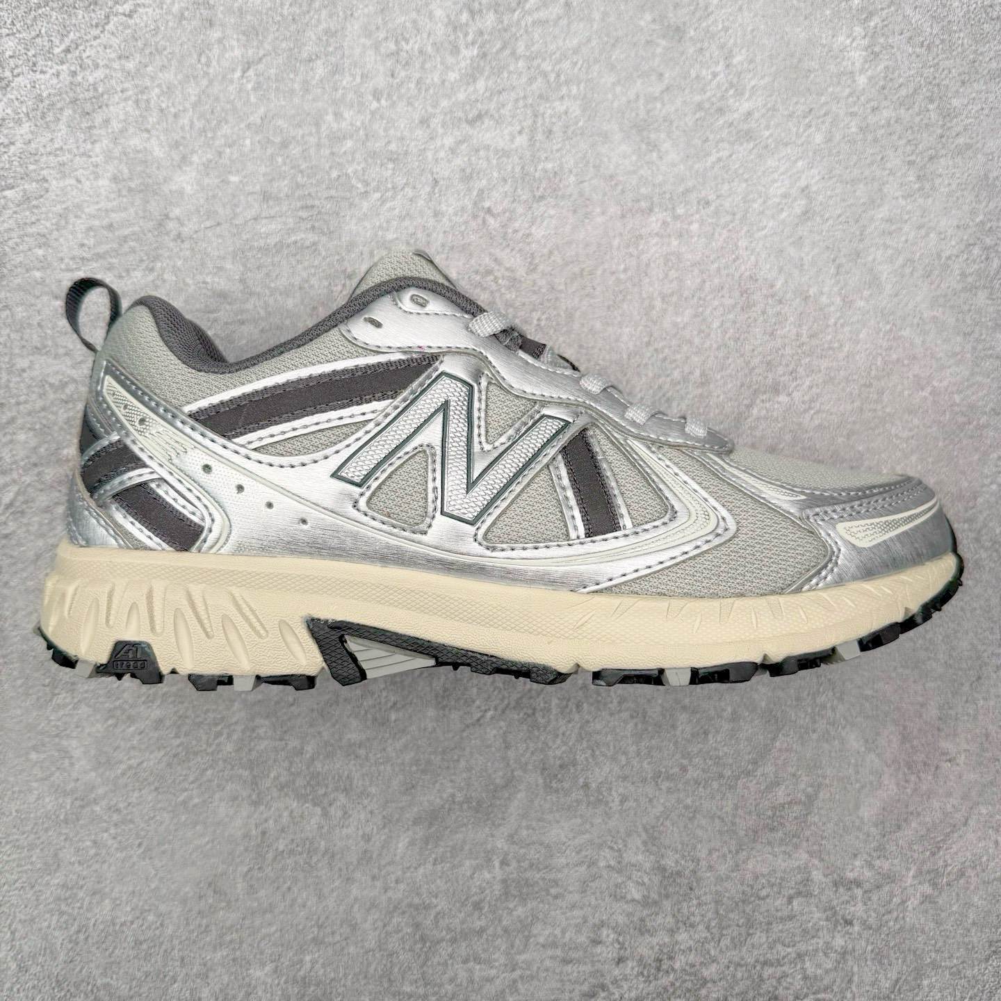 ニューバランス 410 スニーカー シルバー グレー ベージュ NB410 詳細画像 1
