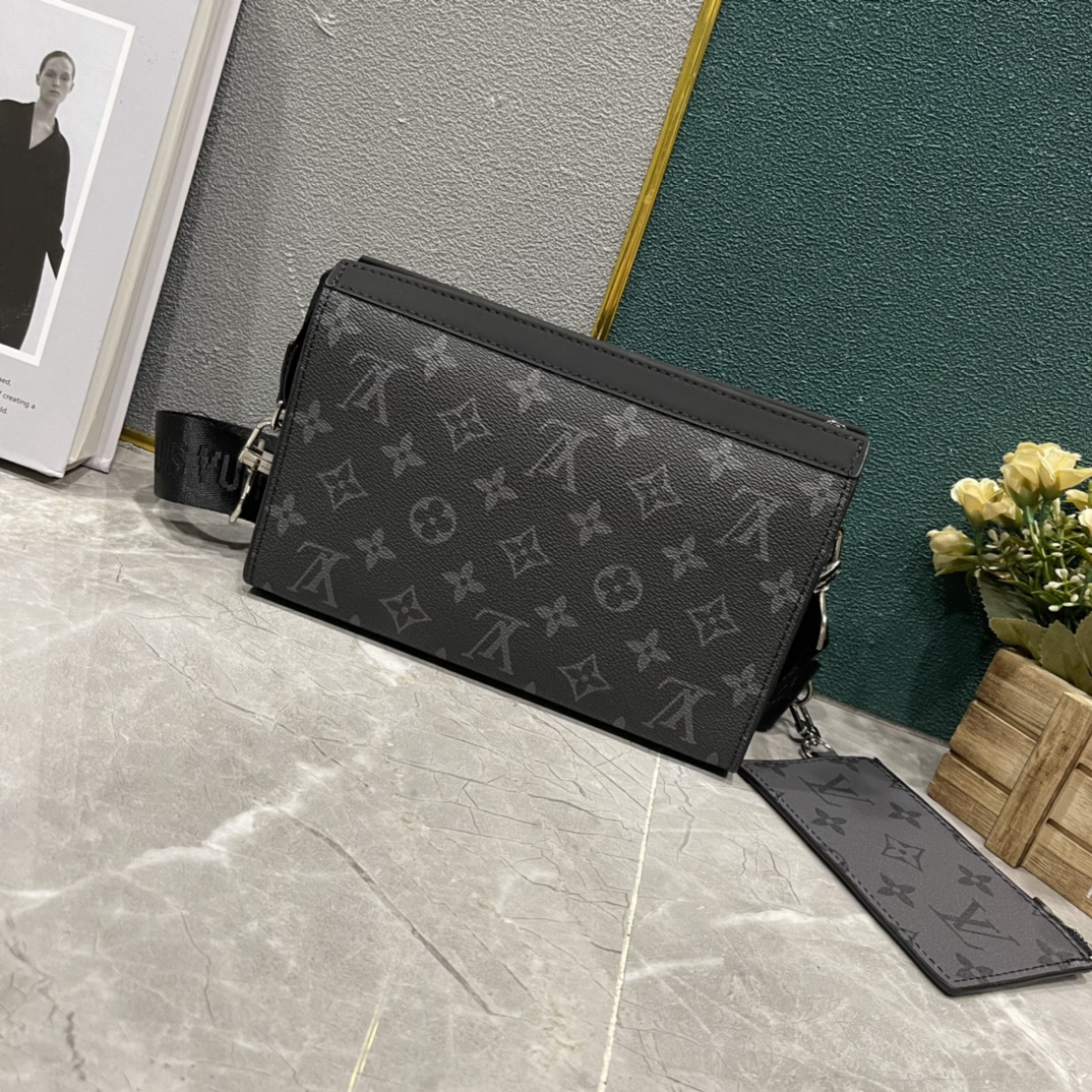 ルイ・ヴィトン Pochette Voyage モノグラム・シャドウ 2点セット クロスボディ クラッチバッグ ブラック 詳細画像 3