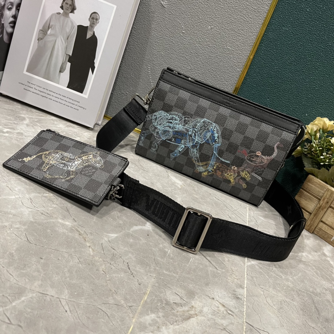 ルイ・ヴィトン Pochette Voyage 2点セット クロスボディバッグ クラッチ モノグラム・シャドウ ブラック 詳細画像 1