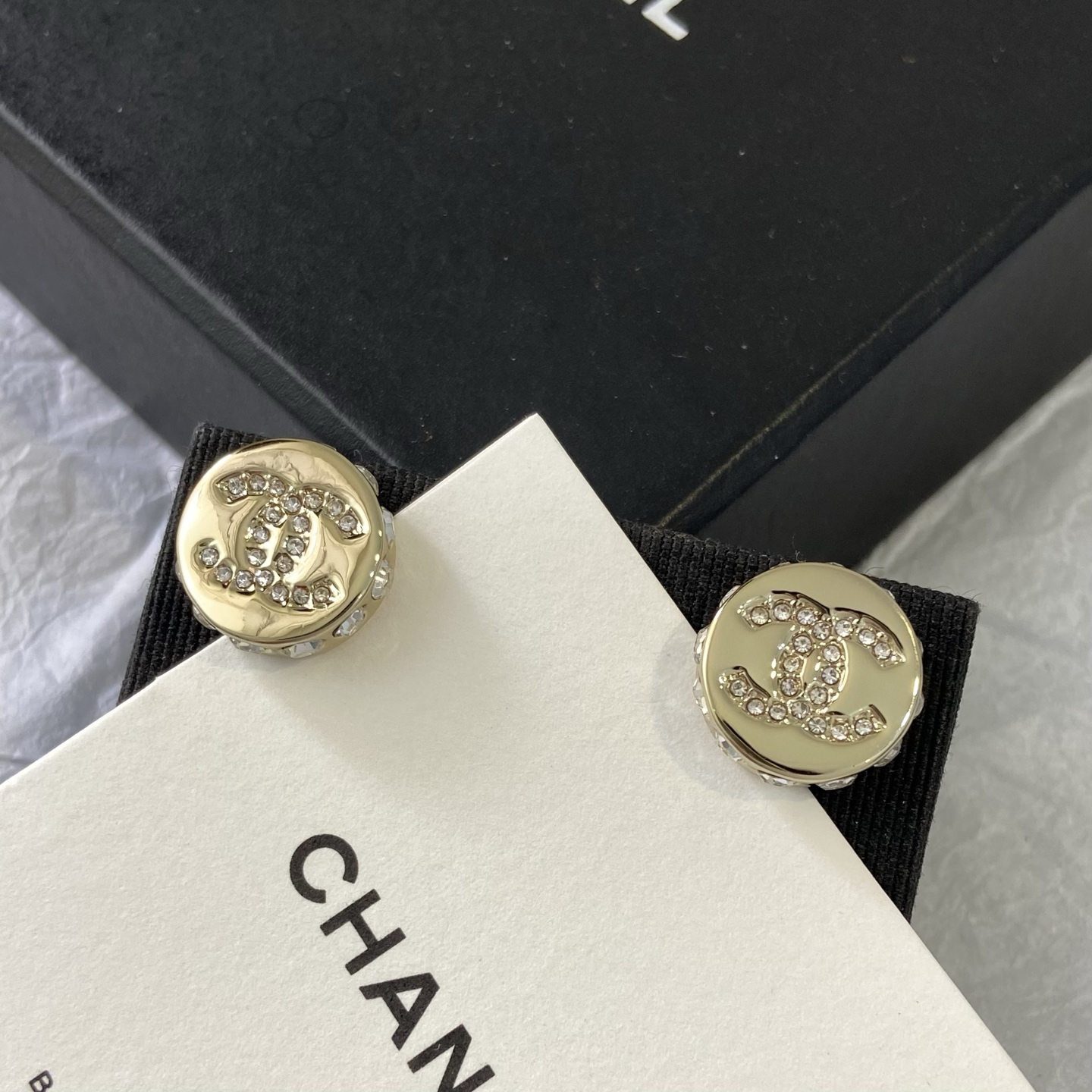 クロムハーツ ラウンドボタン クリスタル ピアス ゴールド 詳細画像 3
