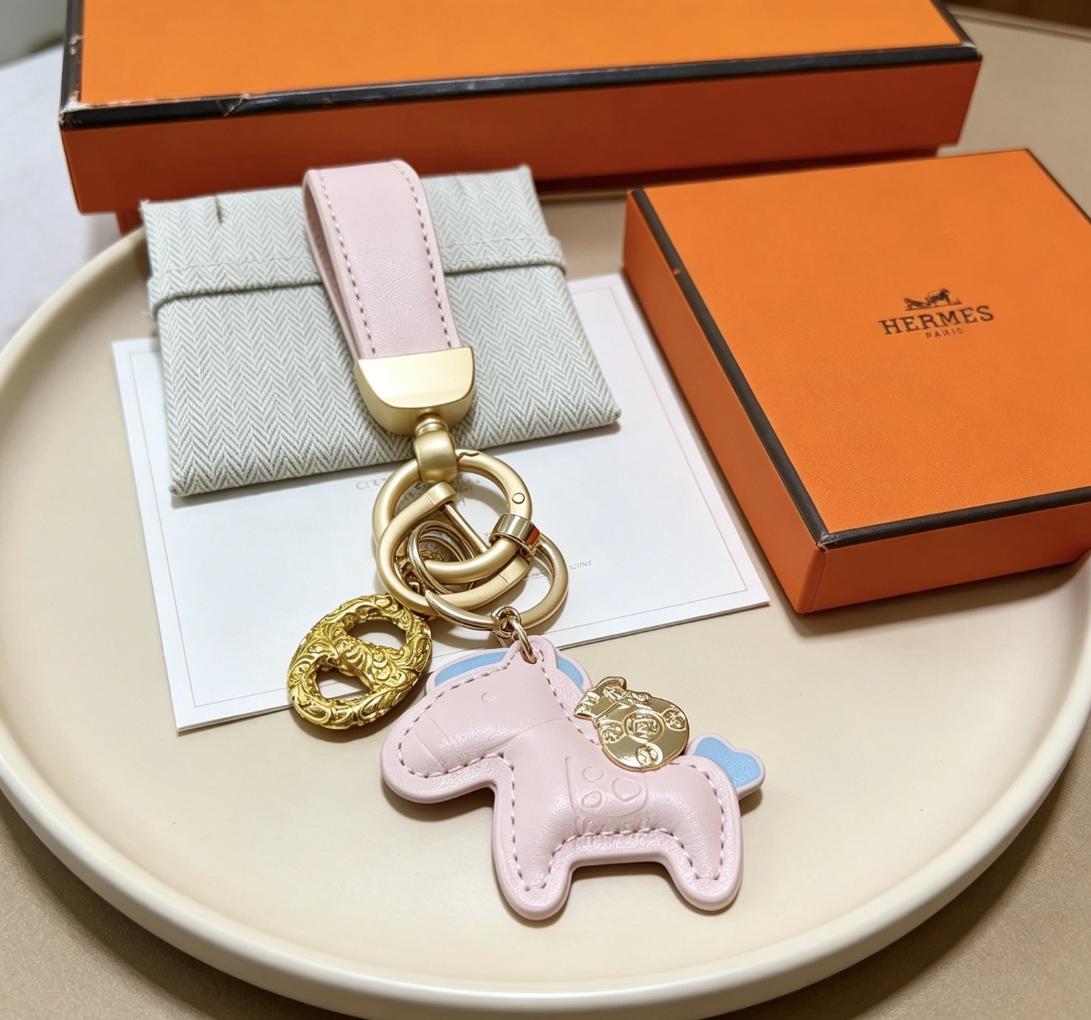 エルメス ホースチャーム レザーストラップ キーチェーン ピンク ゴールド 詳細画像 3