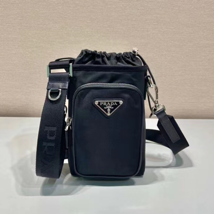 プラダ Re-Nylon スマホショルダーバッグ ブラック 詳細画像 1