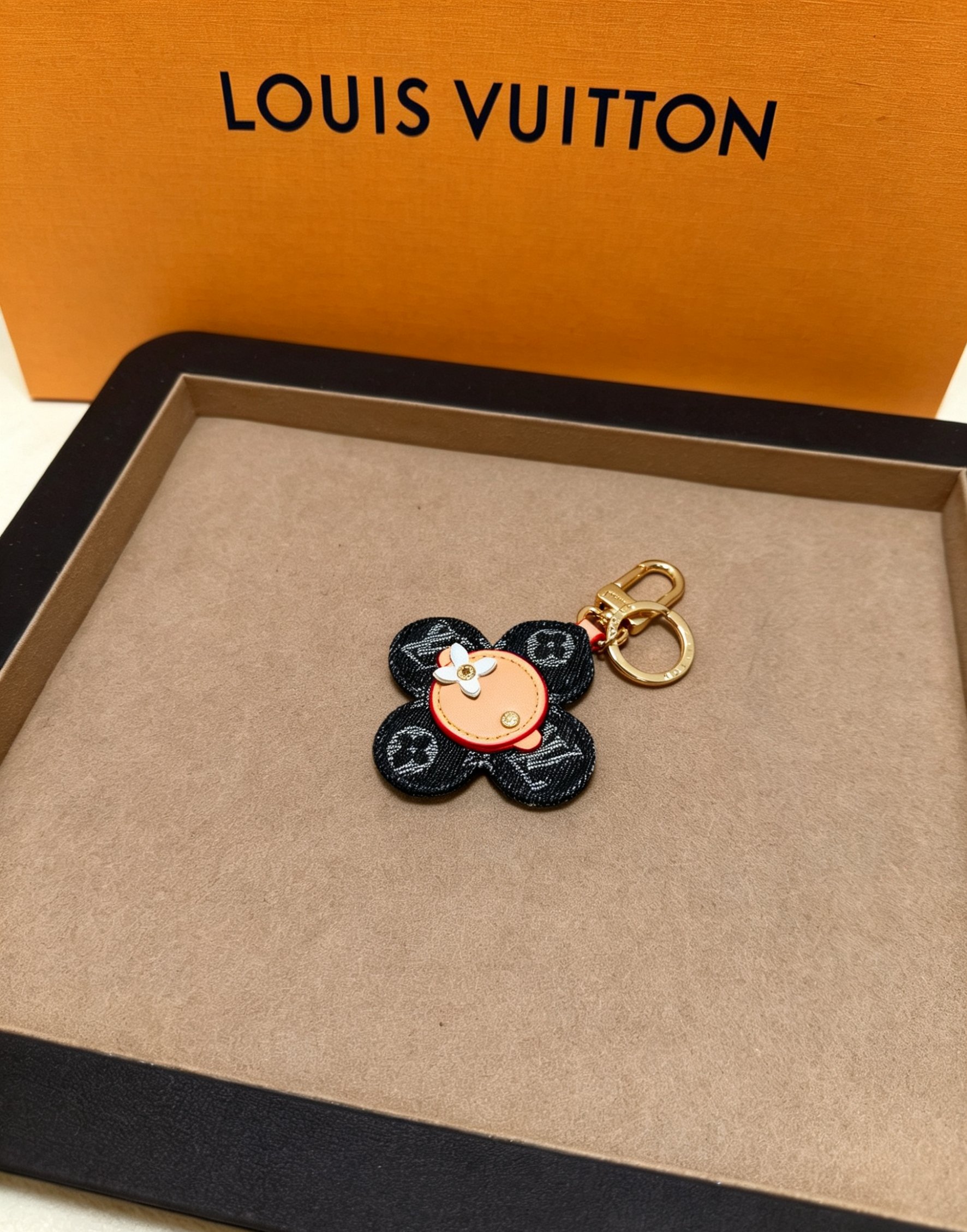 ルイ・ヴィトン Vivienne Blossom デニム バッグチャーム キーホルダー ネイビーデニム 詳細画像 1