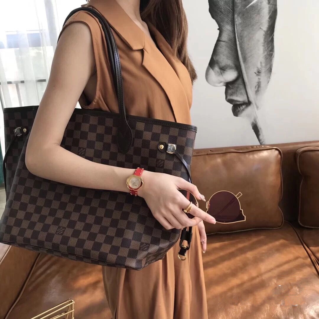 ルイ・ヴィトン Neverfull MM トートバッグ ブラウンチェック レッド内側 M40995 詳細画像 1