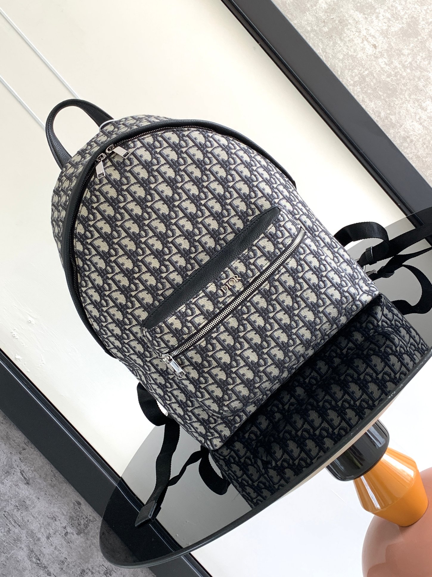 ディオール Oblique ジャカード キャンバス レザー バックパック ベージュ ブラック 詳細画像 1