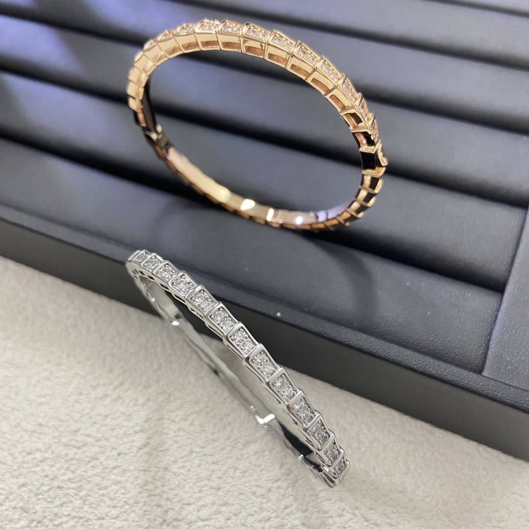 ブルガリ セルペンティ ヴァイパー スネークボーン フルパヴェ バングルブレスレット シルバー ローズゴールド 詳細画像 2
