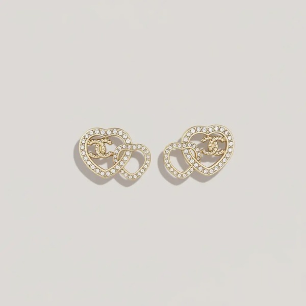 シャネル ハート ダブルC スタッドピアス