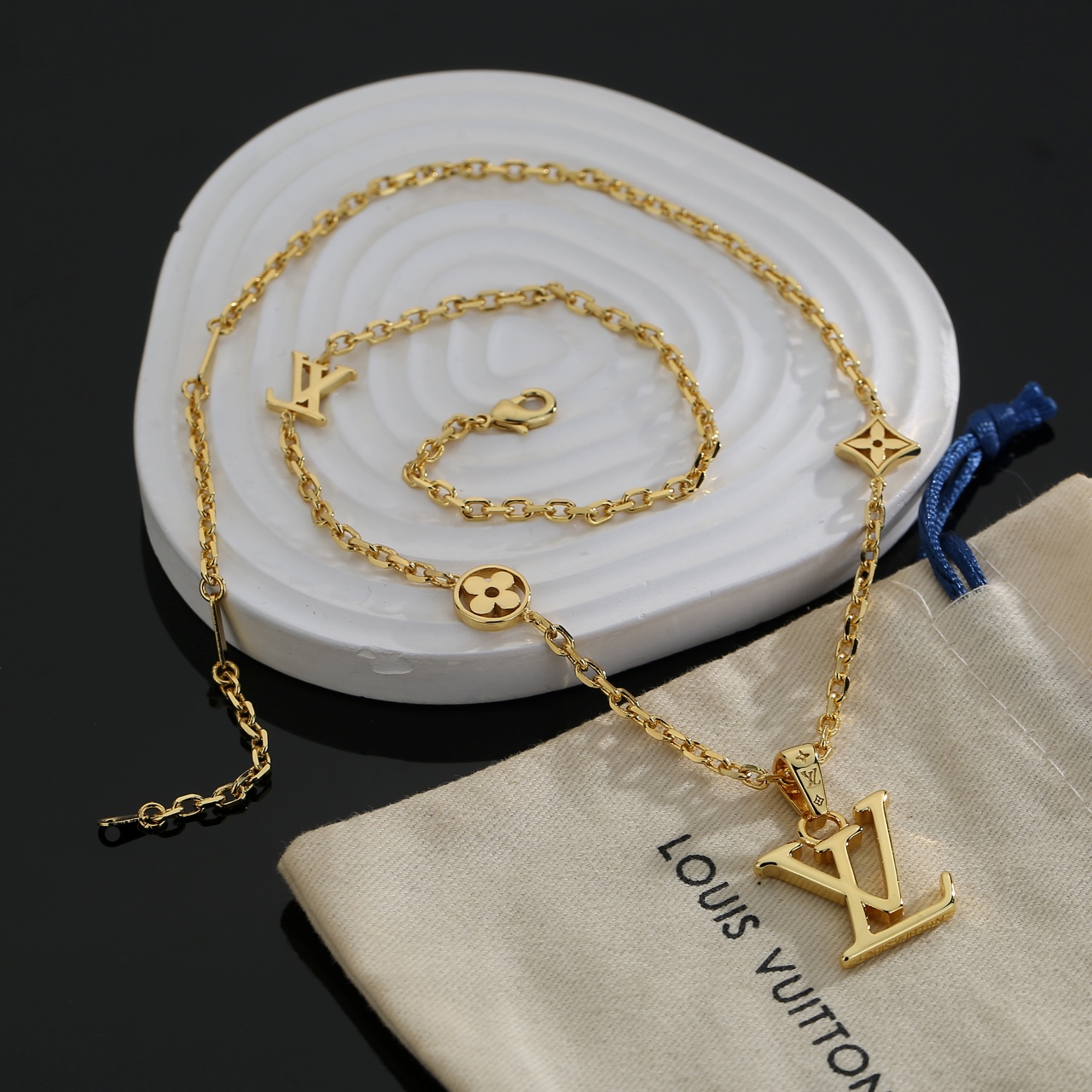ルイ・ヴィトン LV Twig ネックレス ゴールド 詳細画像 1
