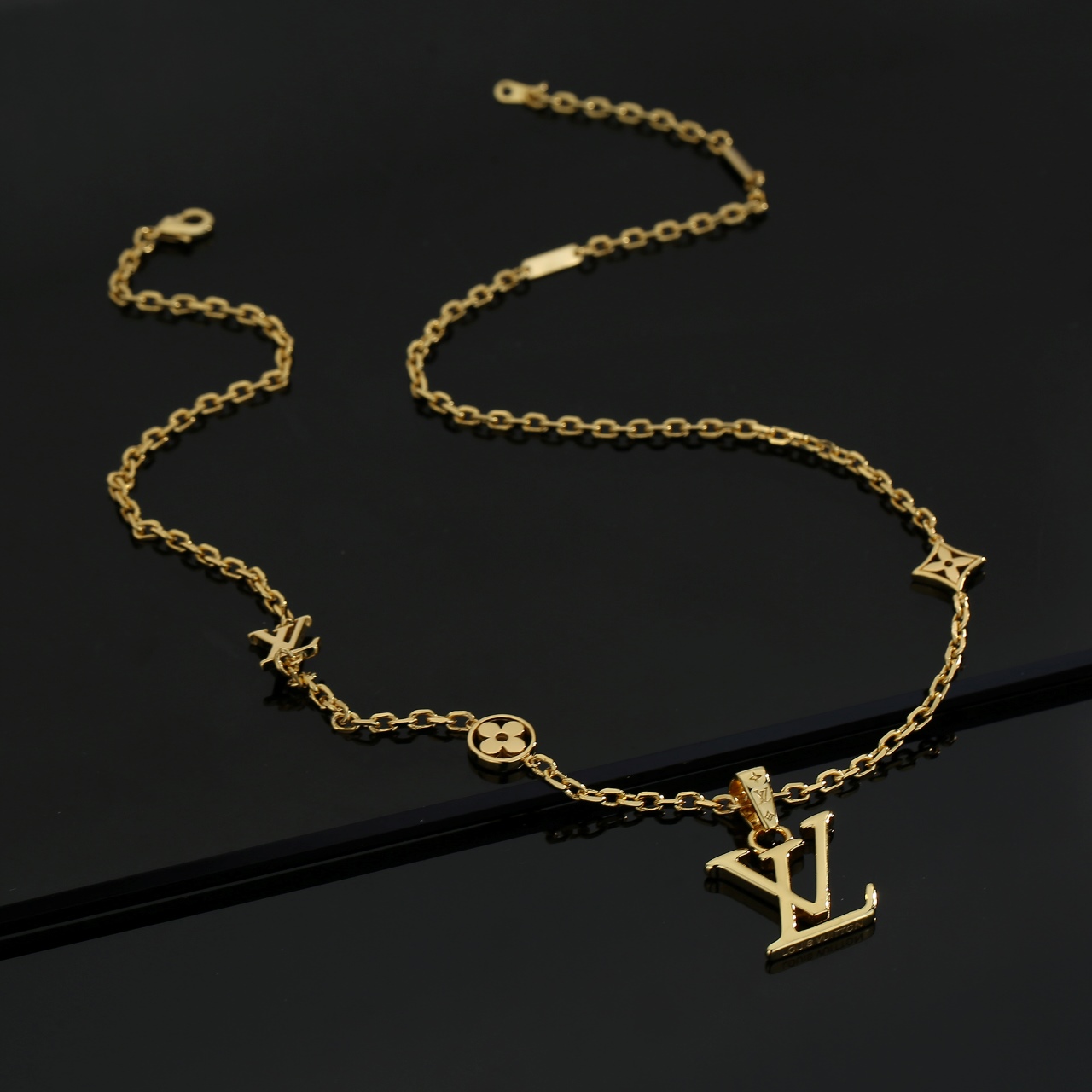 ルイ・ヴィトン LV Twig ネックレス ゴールド 詳細画像 2