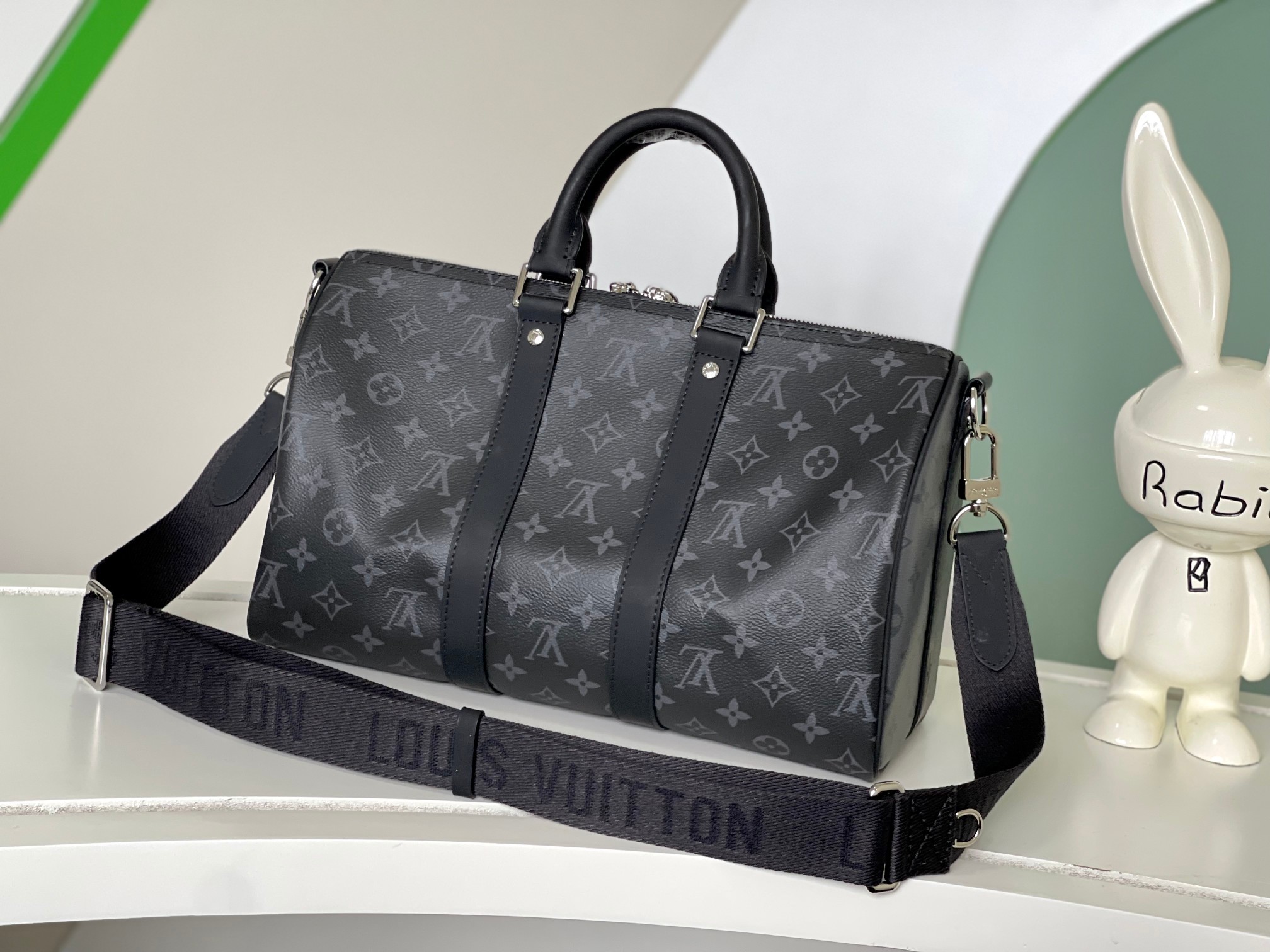 ルイ・ヴィトン Keepall Bandoulière 35 モノグラム・エクリプス 詳細画像 3