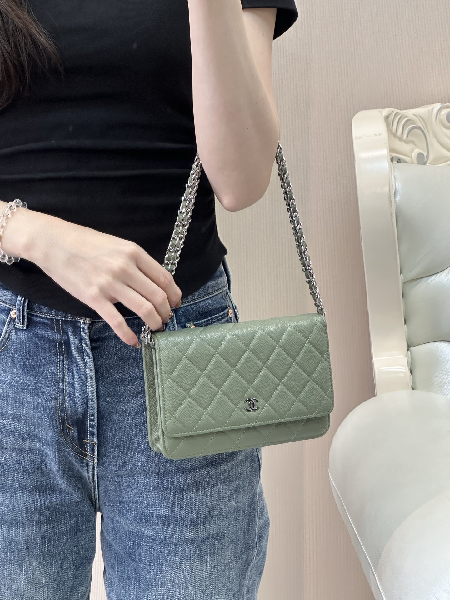 シャネル クラシックフラップ WOC チェーンウォレット キャビアスキン カーフスキン ギリシャグリーン シルバー金具 19cm 詳細画像 3
