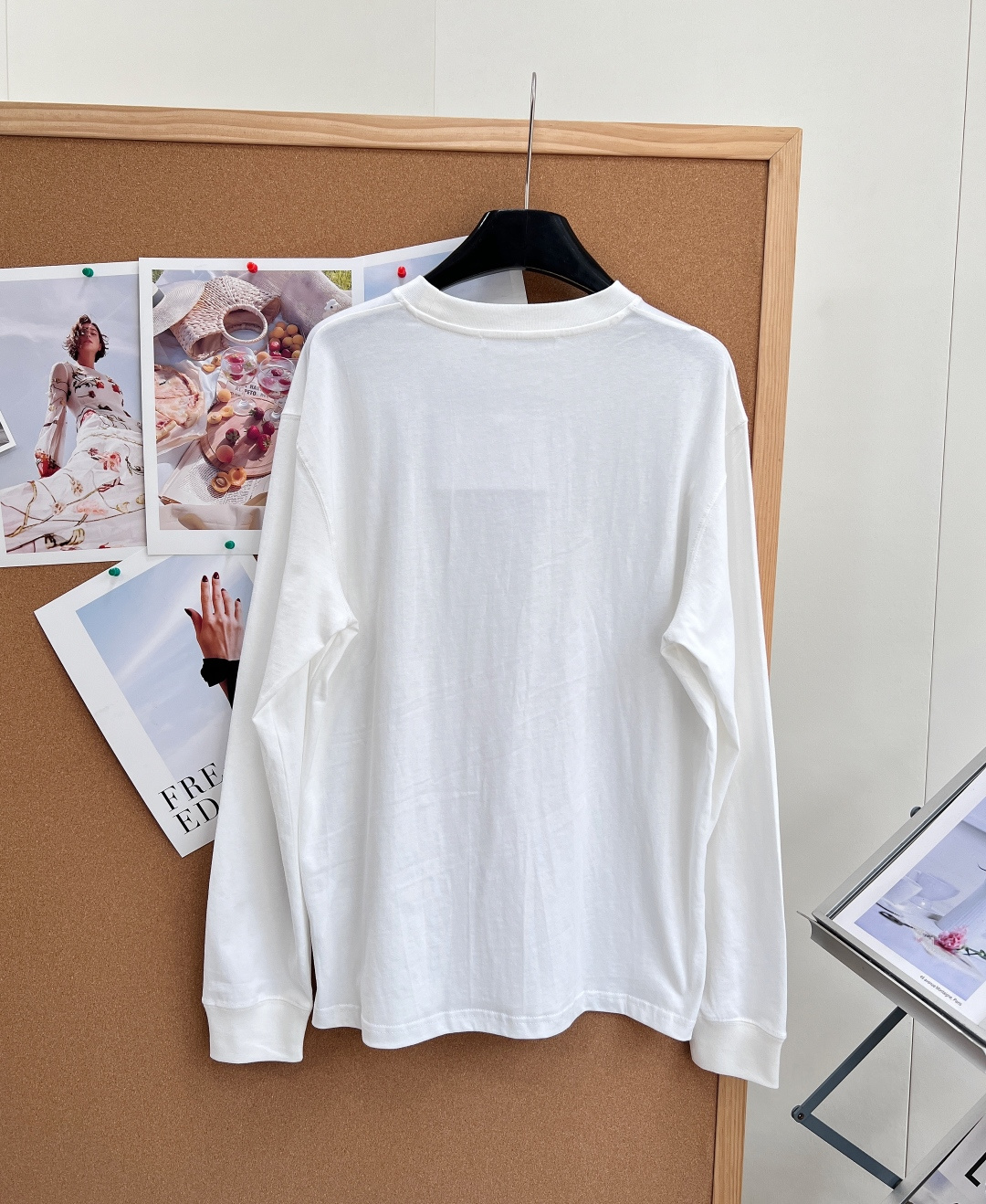 アレキサンダー ワン ウォッシュ加工 フォームロゴ 長袖Tシャツ ホワイト E670240 詳細画像 2