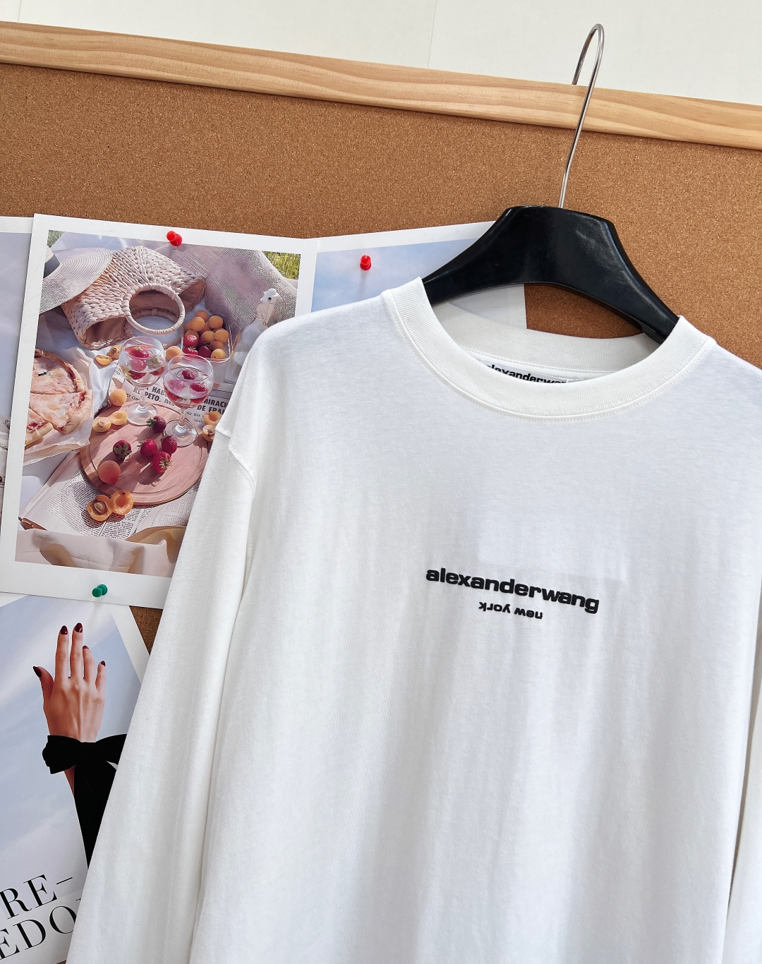 アレキサンダー ワン ウォッシュ加工 フォームロゴ 長袖Tシャツ ホワイト E670240 詳細画像 3