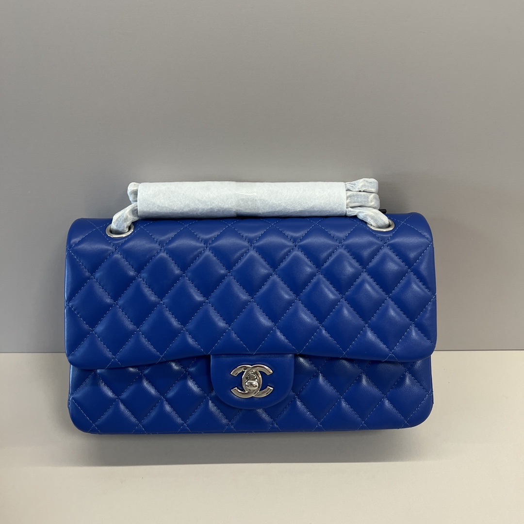 シャネル クラシックフラップ CF 25cm ラムスキン チェーンショルダー クロスボディバッグ ネイビー シルバー金具 詳細画像 2