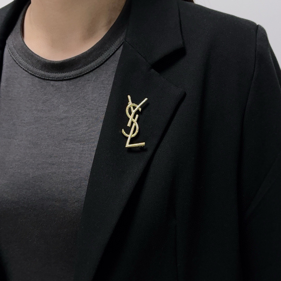サンローラン YSL モノグラム スモールブローチ ゴールド 詳細画像 2