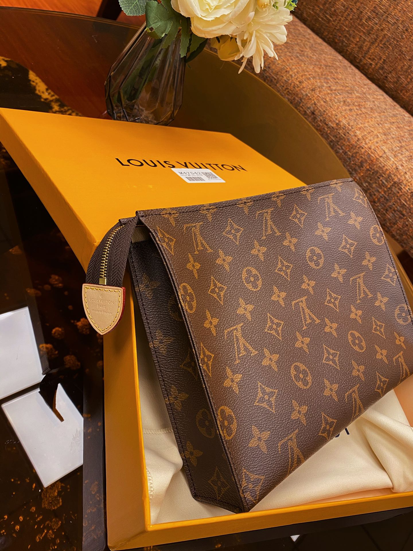 ルイ・ヴィトン Poche Toilette モノグラム クラッチポーチ 詳細画像 2