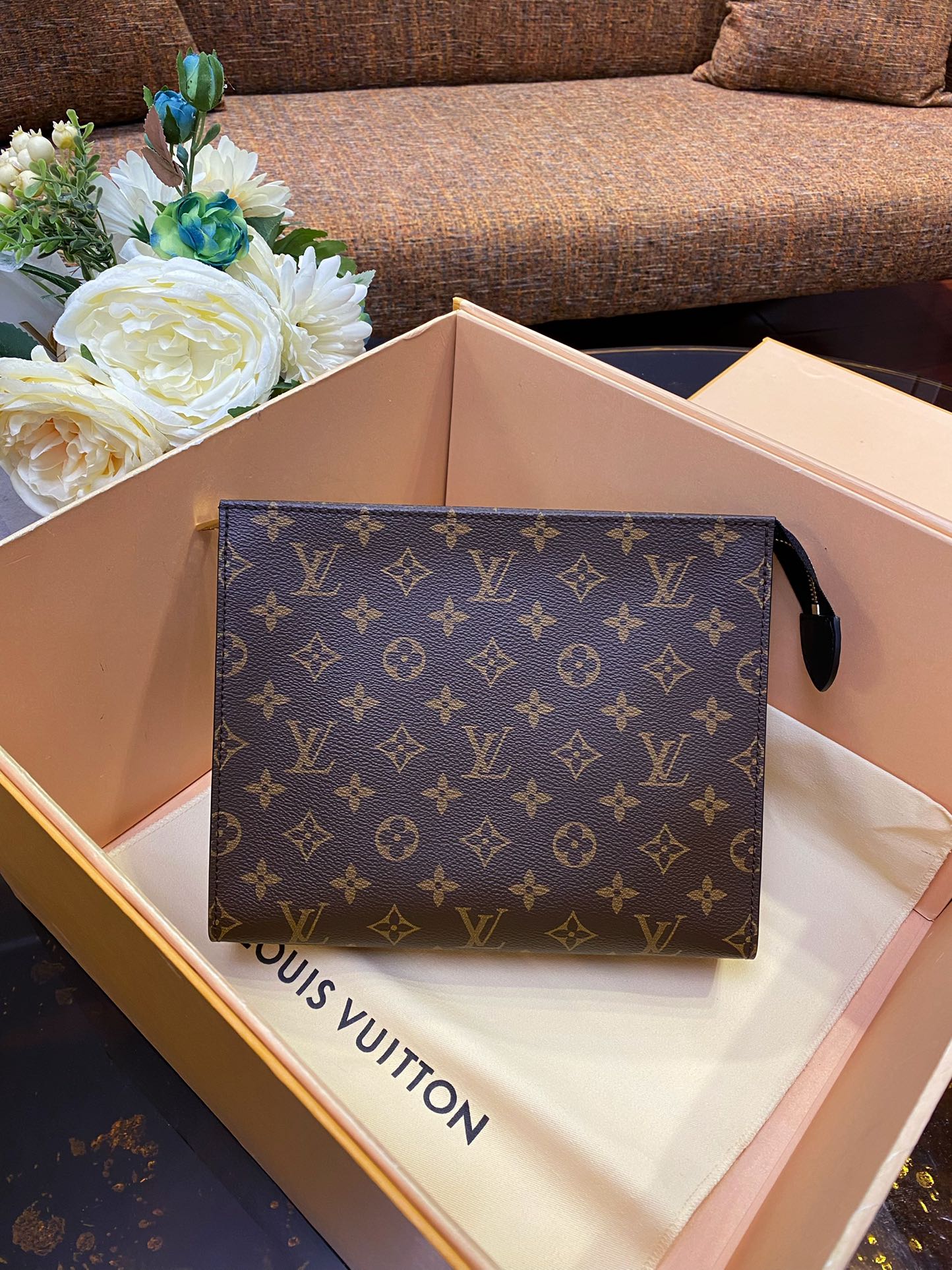 ルイ・ヴィトン Pochette Toilette NM モノグラム クラッチバッグ 詳細画像 1