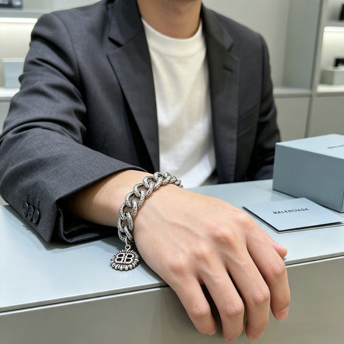 バレンシアガ BB チャーム チェーンブレスレット シルバー 詳細画像 3