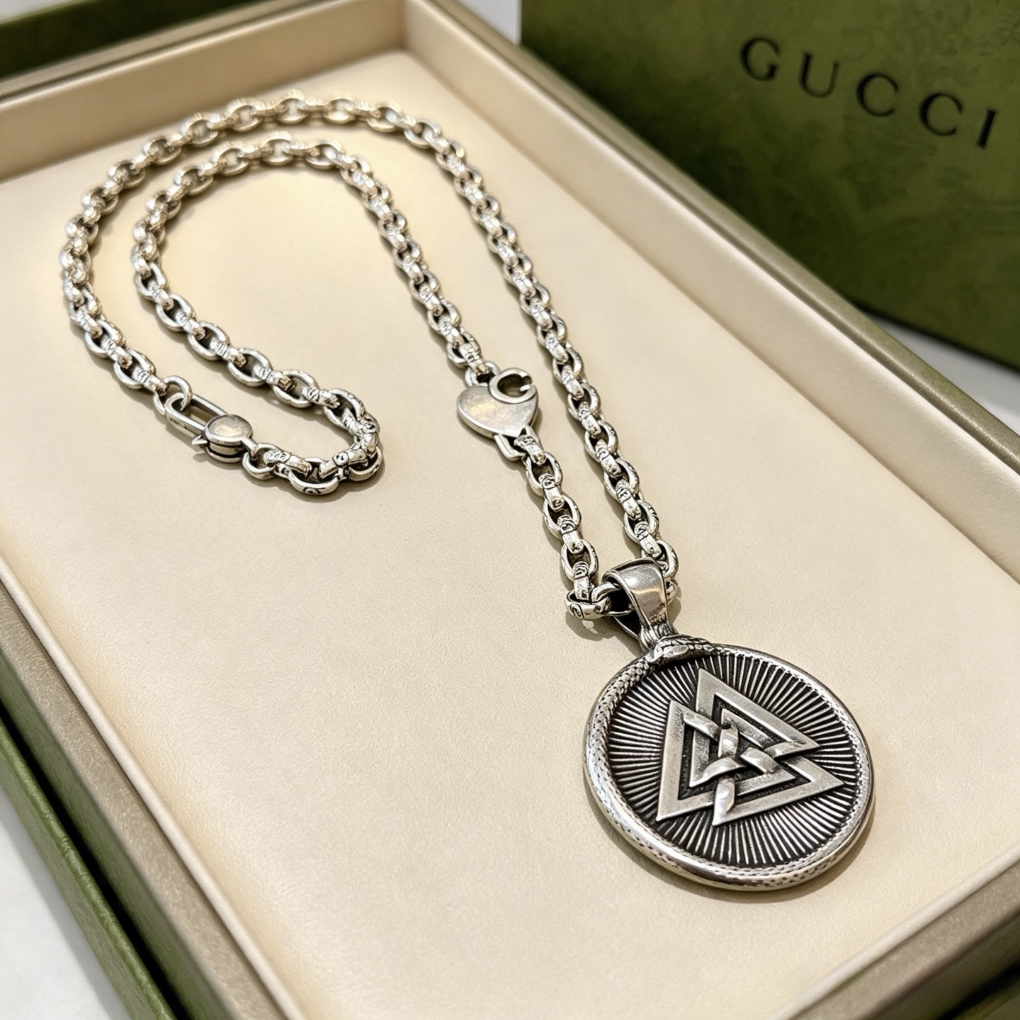 グッチ ダブルG ヴィンテージ加工 シルバー チェーンネックレス ユニセックス 詳細画像 1