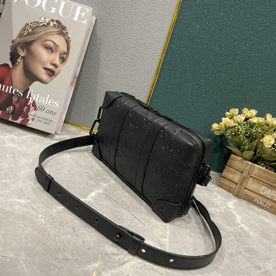 ルイヴィトン Soft Trunk Wallet ボックス ショルダーバッグ ブラック 詳細画像 2