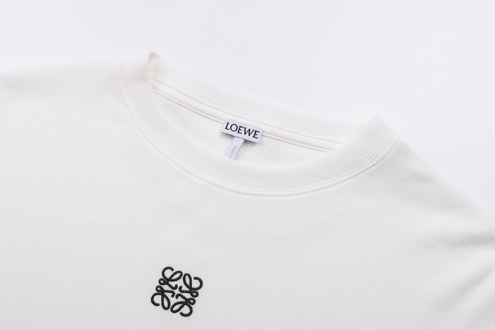 ロエベ 刺繍ロゴ ロングスリーブTシャツ ブラック ホワイト 詳細画像 3