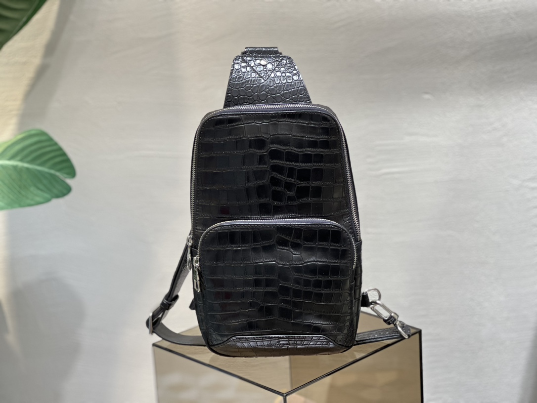 ルイ・ヴィトン アヴェニュー スリングバッグ クロコダイル型押しカウハイド ブラック 詳細画像 1