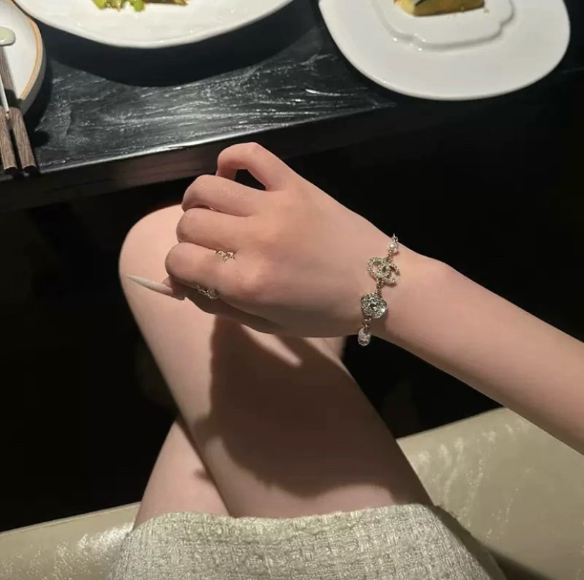 シャネル フラワー ブレスレット パール クリスタル ダブルC 詳細画像 3
