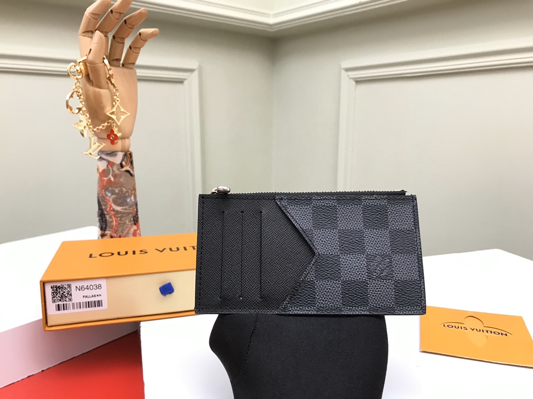 ルイ・ヴィトン ダミエ・グラフィット 斜めレザーパネル ジップコインカードホルダー ブラック グレー 詳細画像 1