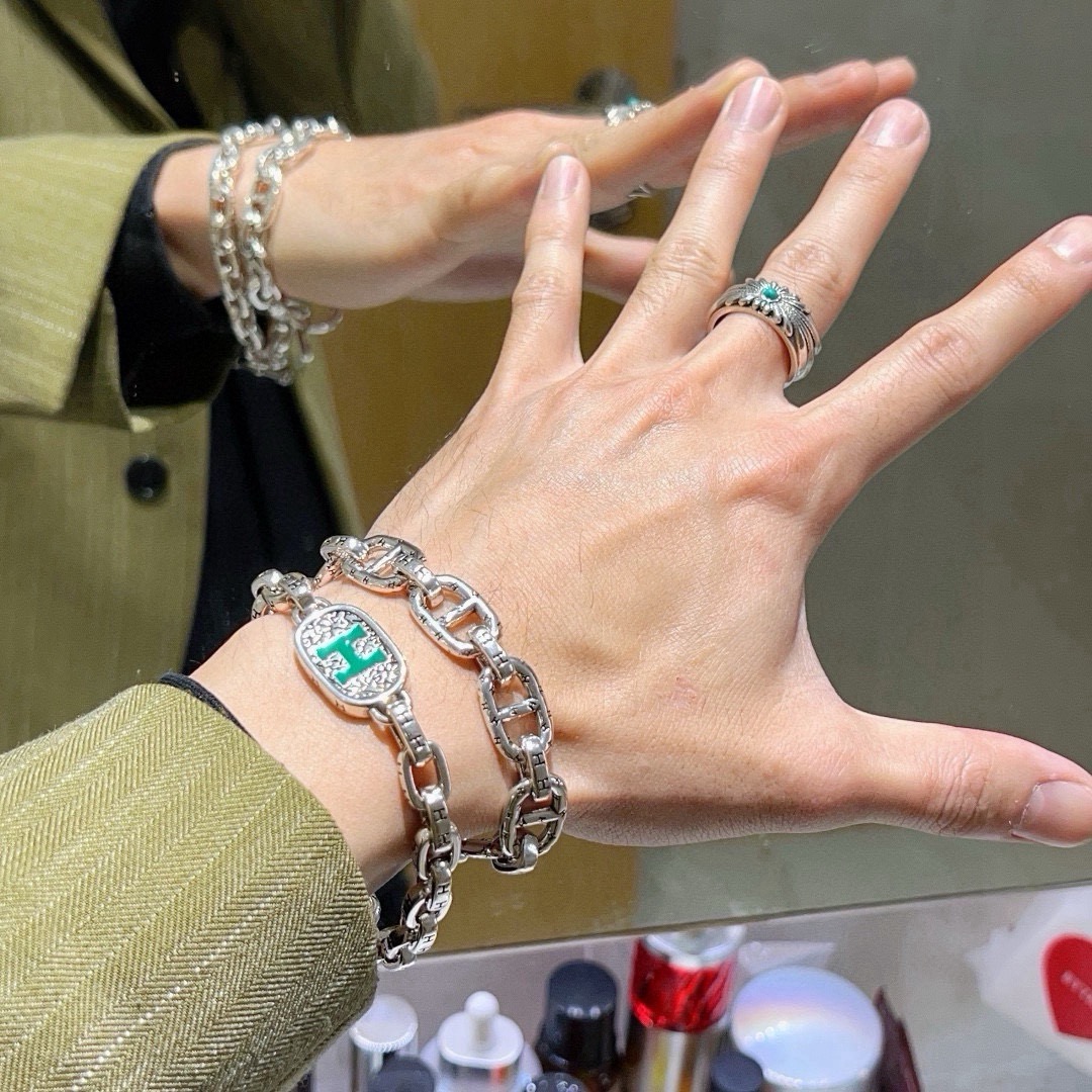 エルメス 厚みのあるブレスレット 詳細画像 3