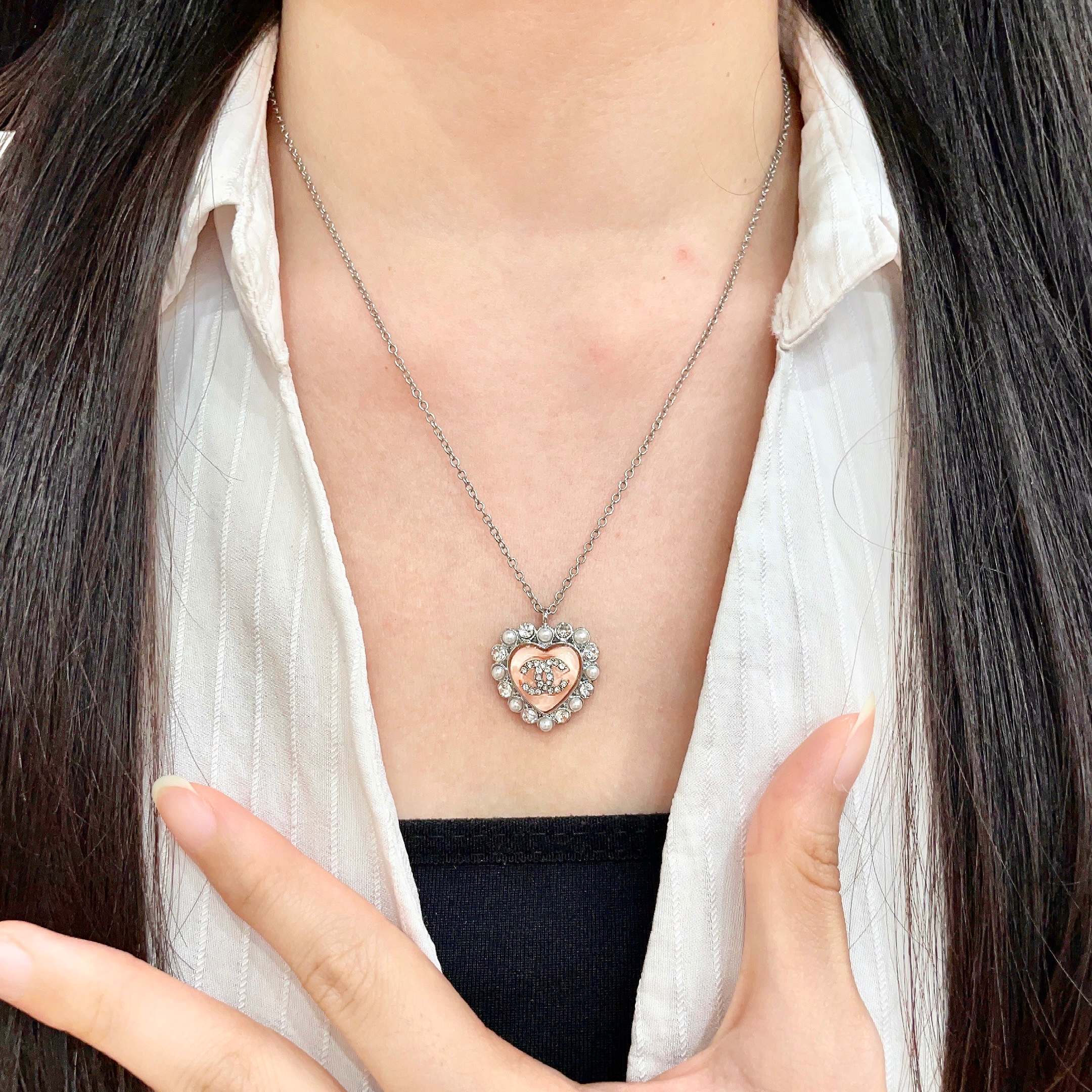 シャネル CC ハートペンダント ネックレス シルバー 詳細画像 2