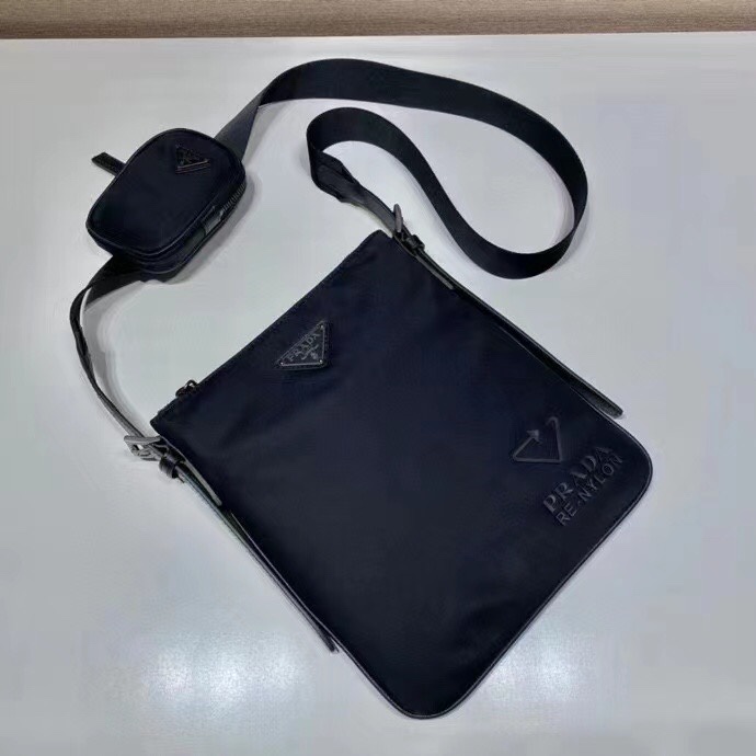 プラダ Re-Nylon サフィアーノトリム クロスボディバッグ 取り外しポーチ付き ブラック 詳細画像 2
