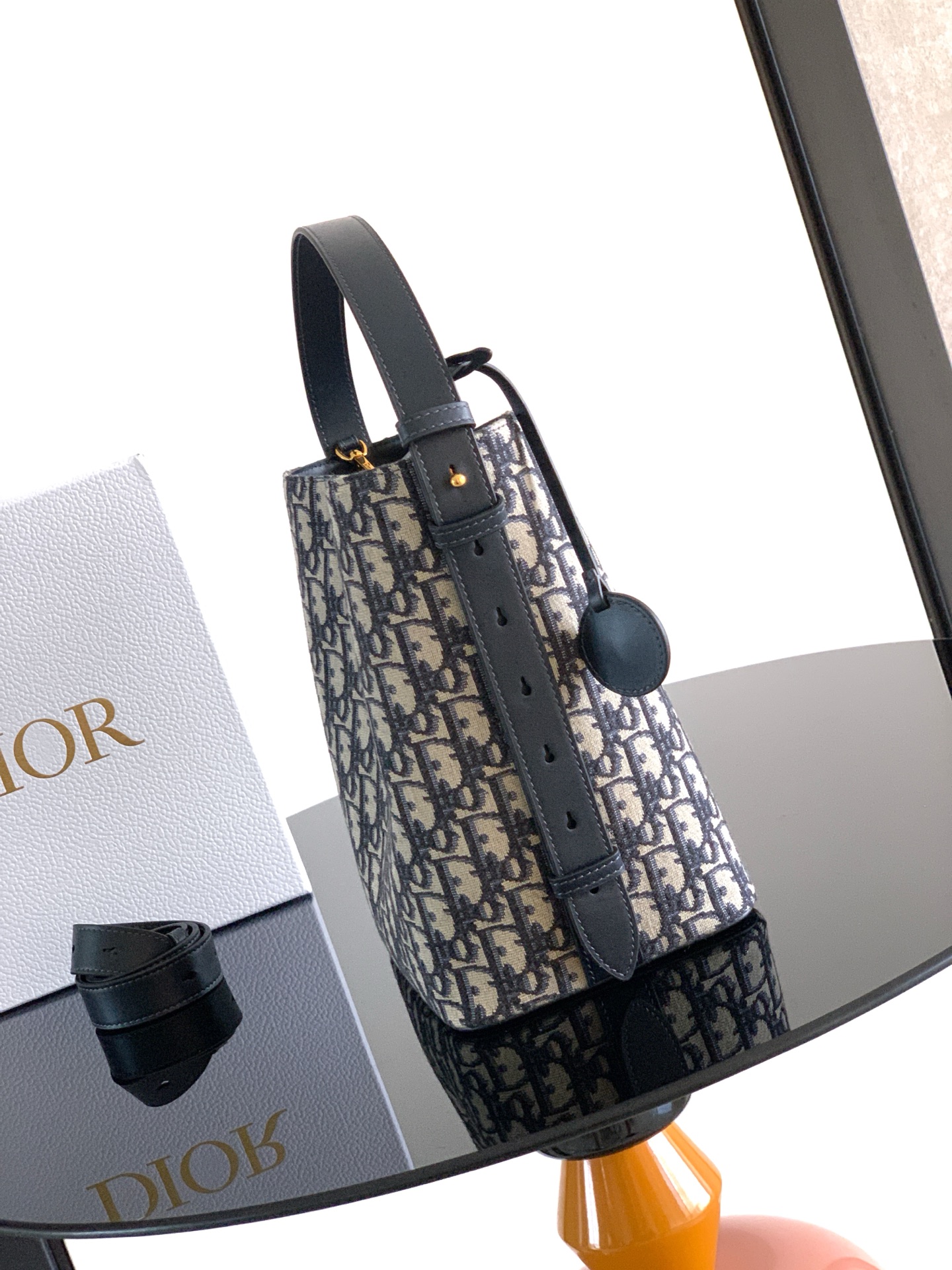 ディオール Diorstar スモール バケットバッグ ブルー オブリーク M2854UTZQ50 詳細画像 2