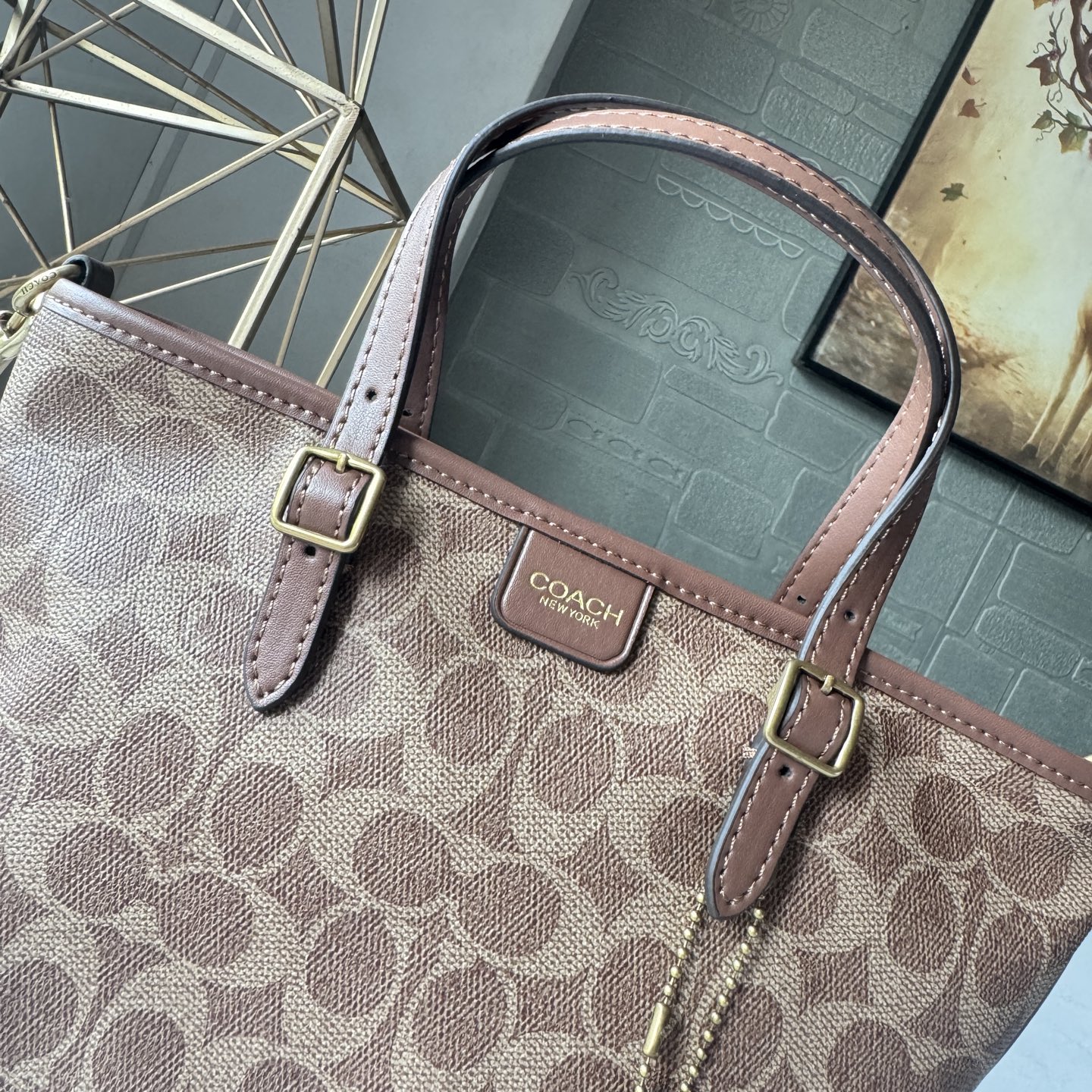 コーチ Taxi Tote 21 CCD94 シグネチャー カーキブラウン 詳細画像 3