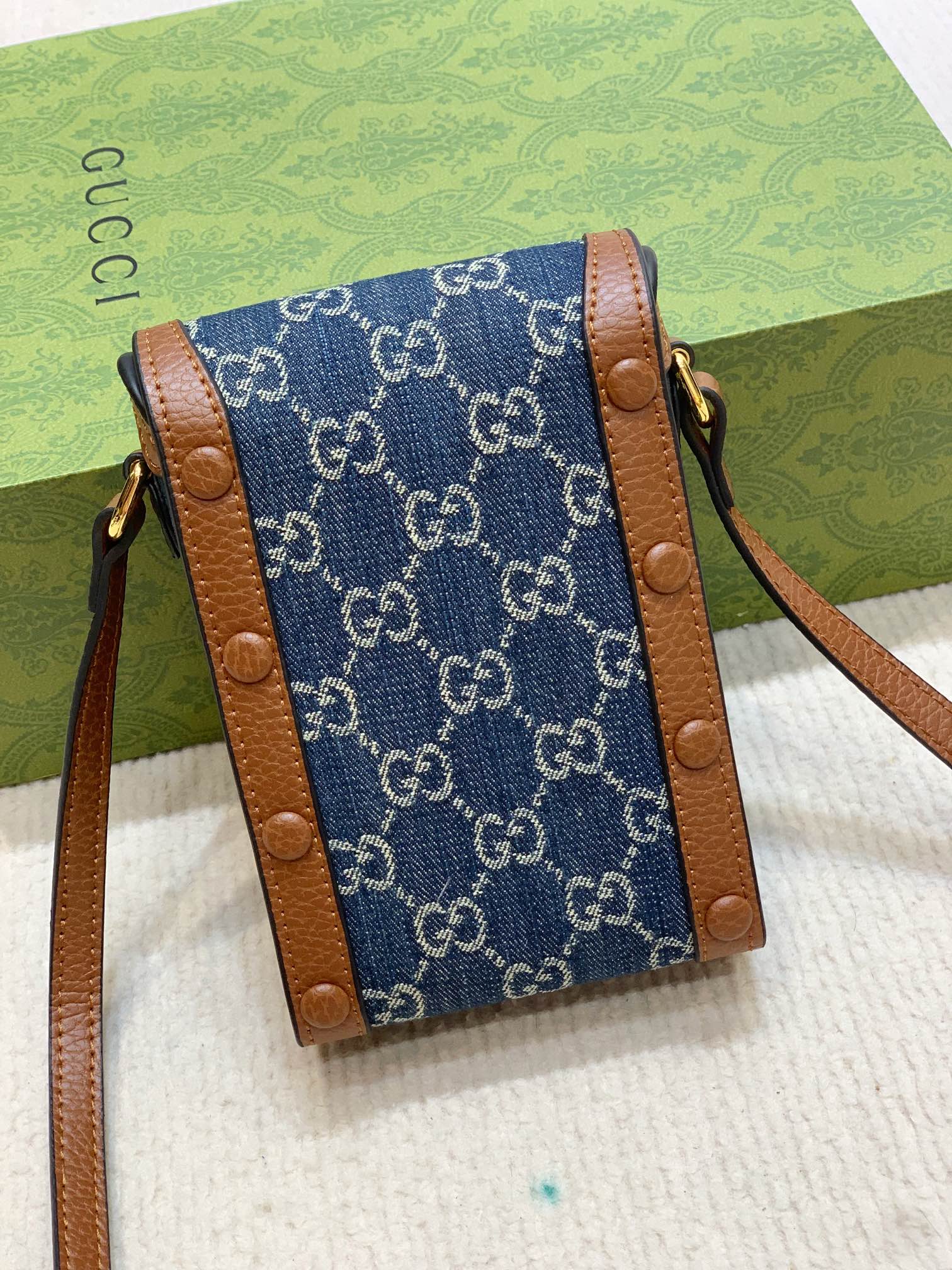 グッチ デニム カウハイド スマホショルダーバッグ ブルー 詳細画像 2