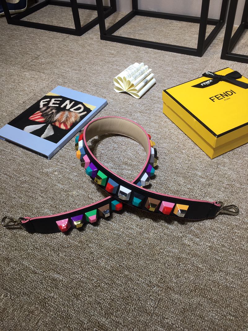 フェンディ STRAP YOU ショルダーストラップ ブラック マルチカラースタッズ 詳細画像 2