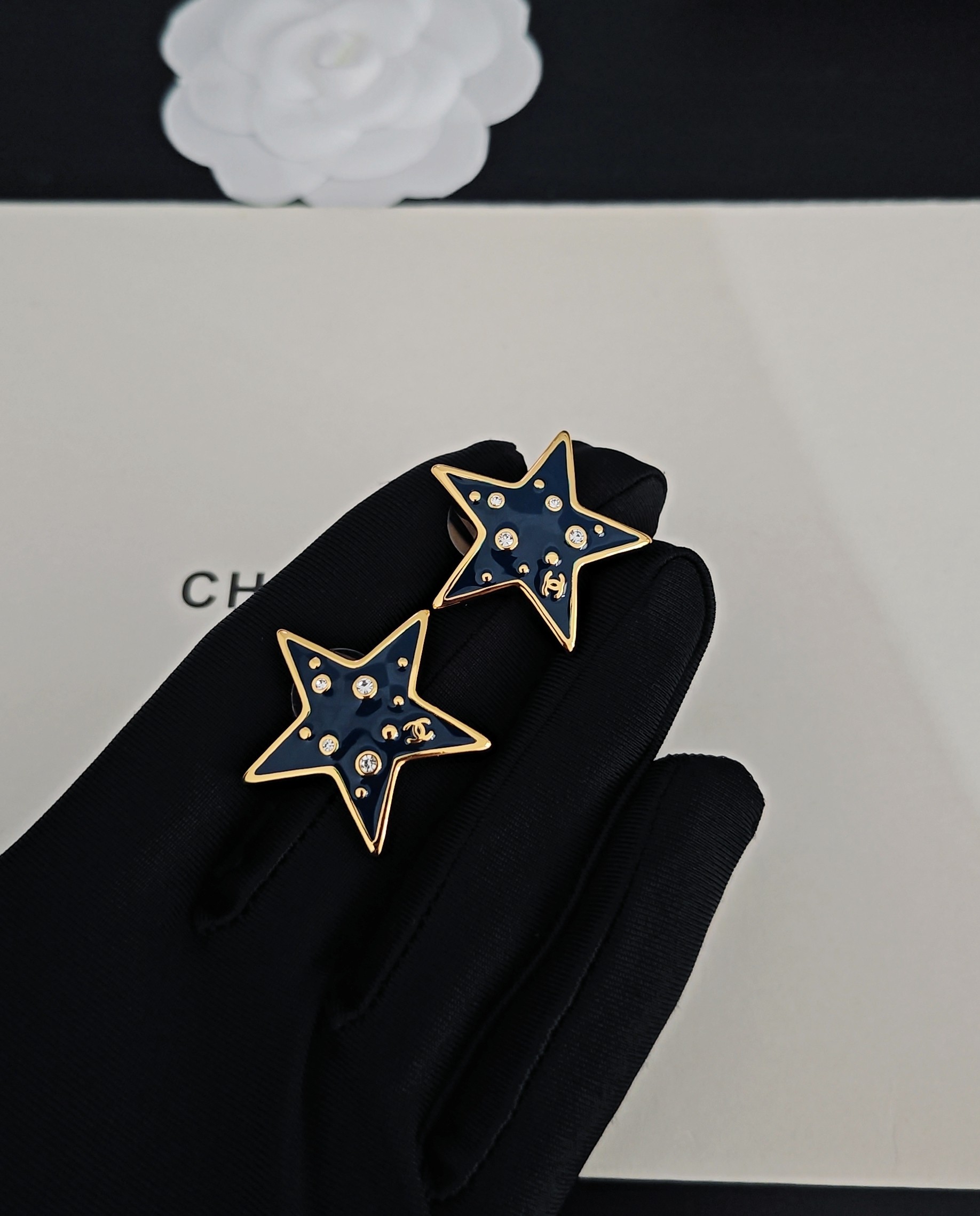 シャネル 五芒星 ピアス ブルーブラック 詳細画像 3