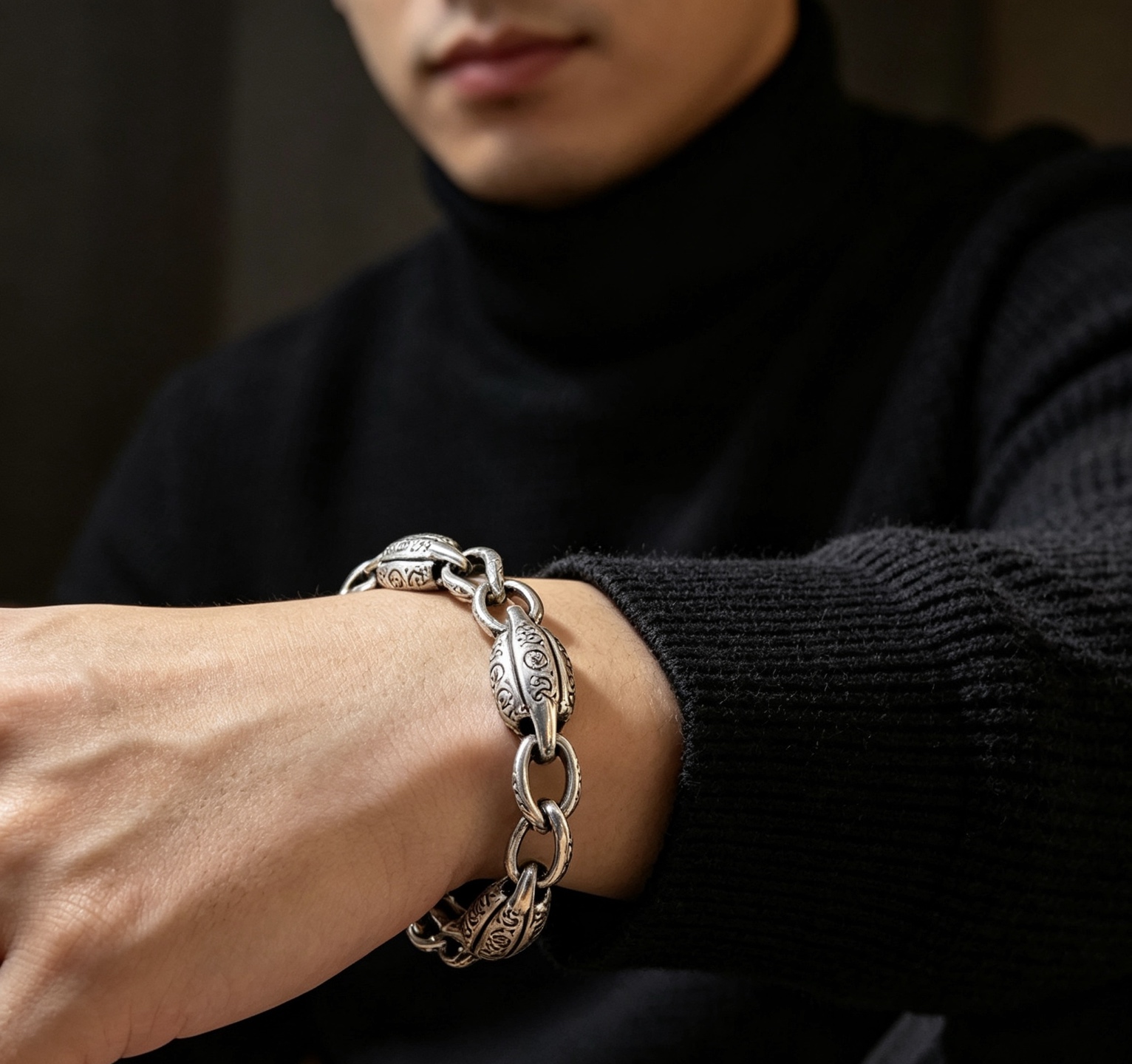 グッチ ロゴ刻印 チェーンブレスレット シルバー 詳細画像 3