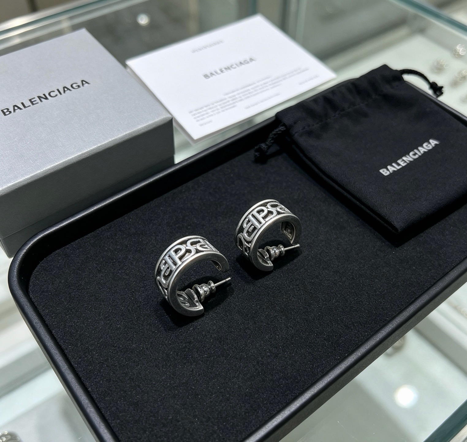 バレンシアガ フープイヤリング シルバー 詳細画像 1