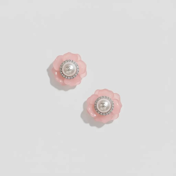 シャネル フラワーモチーフ スタッドピアス ピンク